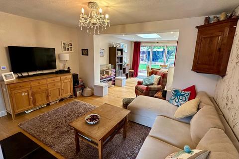 16 Oatfield Close, Hereford, HR4 0RP