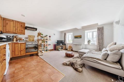 1 bedroom flat for sale, Heathfield,  Bletchingdon,  Oxfordshire,  OX5