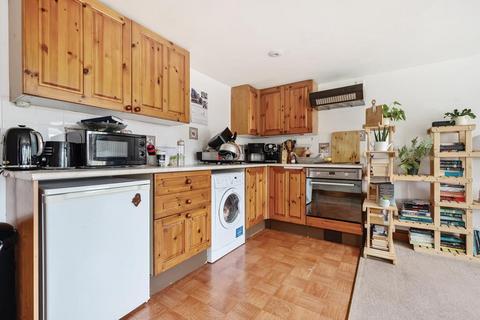 1 bedroom flat for sale, Heathfield,  Bletchingdon,  Oxfordshire,  OX5