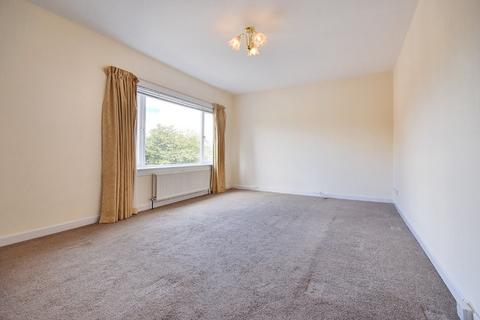 2 bedroom flat to rent, Union Street, Inverclyde, Greenock, PA16