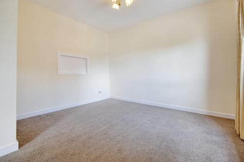2 bedroom flat to rent, Union Street, Inverclyde, Greenock, PA16