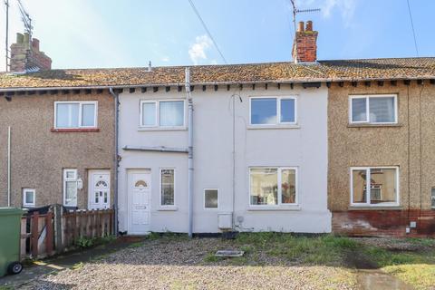 3 bedroom terraced house to rent, Woodwark Avenue