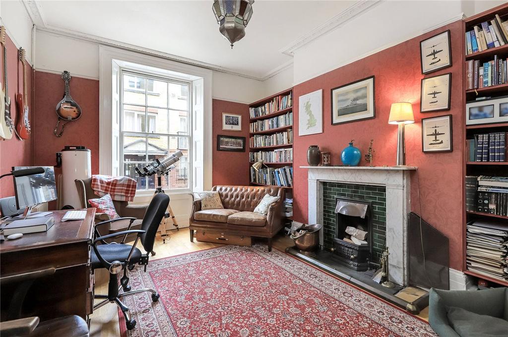 St. Peter Street, Winchester... 5 bed townhouse for sale £1,400,000