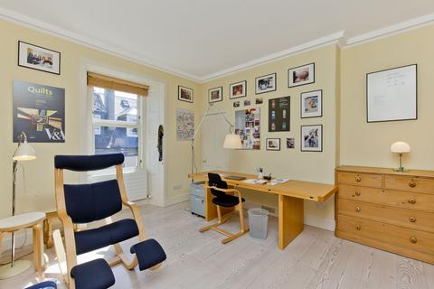 13 Cambridge Gardens, Edinburgh, EH6 5DH