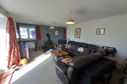 5 bedroom detached house for sale, Penmynydd Road, Llangefni LL77