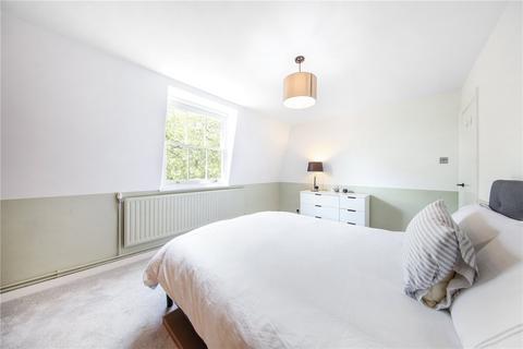 3 bedroom apartment to rent, Highbury Place, London, N5