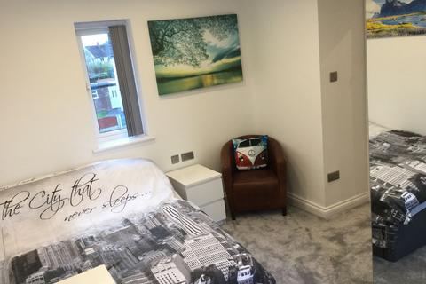 1 bedroom semi-detached house to rent, Staithes Road, Manchester, M22