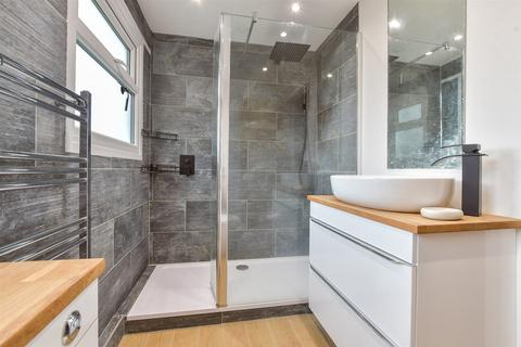 271 Cassino Square, Burgoyne Heights, Dover, CT15 5LP
