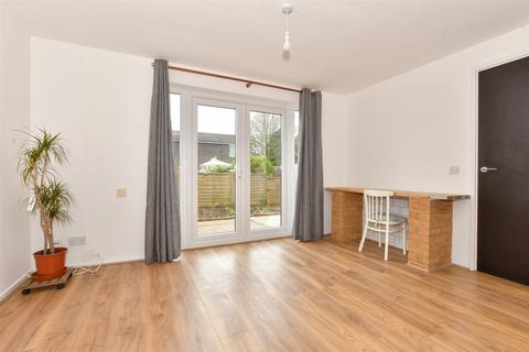 271 Cassino Square, Burgoyne Heights, Dover, CT15 5LP