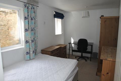 2 bedroom ground floor flat to rent, Beaumont Road, Plymouth PL4