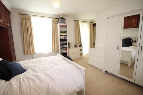 2 bedroom flat to rent, Bower Hill, Epping, CM16