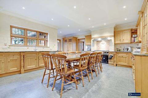 6 bedroom detached house for sale, Parkstone Avenue, Emerson Park, Hornchurch, RM11