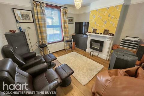 3 bedroom semi-detached house for sale, Harwich Road, Colchester