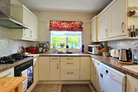 2 bedroom bungalow for sale, The Street, Motcombe, Shaftesbury, SP7