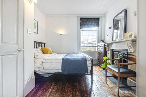 1 bedroom apartment to rent, Sandmere Road Clapham SW4