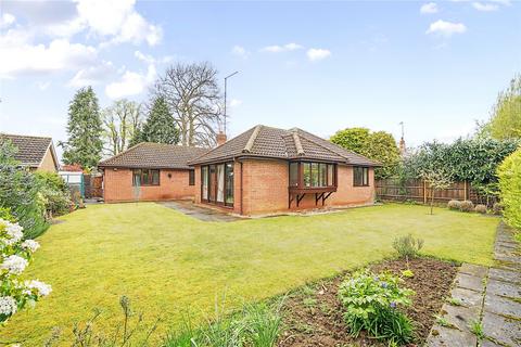 4 bedroom bungalow for sale, Corran Close, Dallington, Northampton, NN5