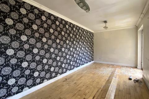 3 bedroom terraced house for sale, Lincoln Walk, Heywood, Greater Manchester, OL10