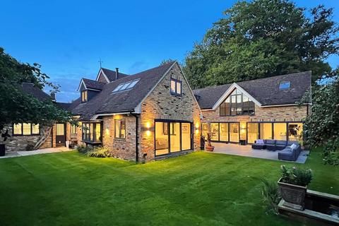 undefined, Disraeli Park, Beaconsfield, Buckinghamshire, HP9