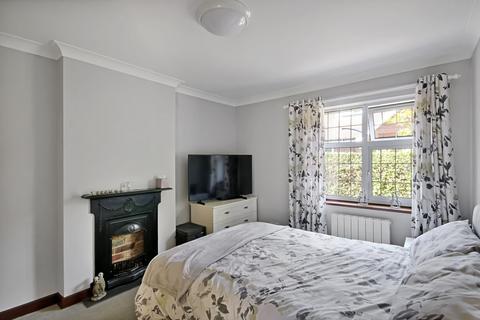 3 bedroom property for sale, Felcourt Road, Felcourt, East Grinstead, RH19