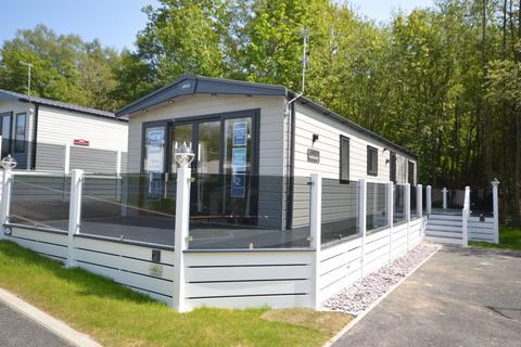 2 bedroom lodge for sale, Coghurst Hall Holiday Park