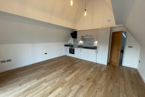 2 bedroom maisonette to rent, Church Street, Penthouse Apartment, Nottingham NG12