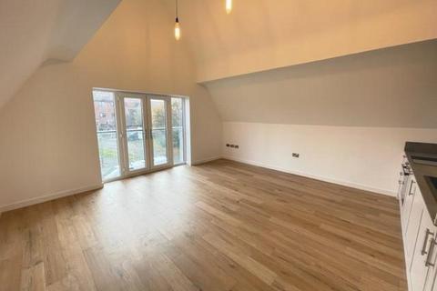 2 bedroom maisonette to rent, Church Street, Penthouse Apartment, Nottingham NG12