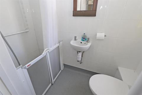 85 Mayfield Road, South Croydon, CR2 0BJ