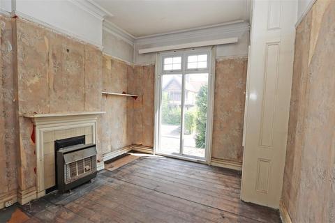 85 Mayfield Road, South Croydon, CR2 0BJ