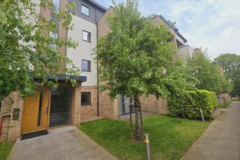 2 bedroom flat to rent, Drayton Court, NW4