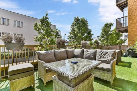 2 bedroom ground floor flat for sale, Connersville Way, Croydon, Surrey