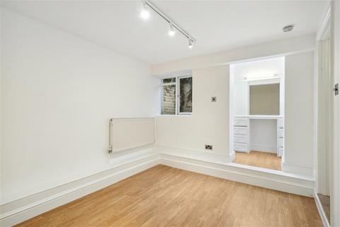 2 bedroom flat to rent, Fernshaw Road, Chelsea SW10