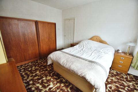 49 Hathaway Road, Bury, BL9 8EG