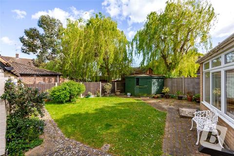 2 Bridgecote Lane, Basildon, SS15 4BW