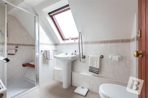 2 Bridgecote Lane, Basildon, SS15 4BW