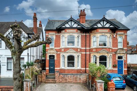4 bedroom semi-detached house for sale, Shrubbery Avenue, Worcester, WR1 1QH