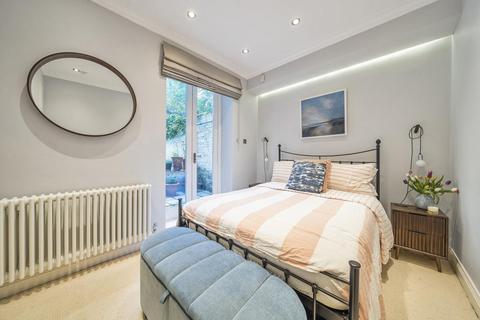 2 bedroom flat for sale, Westcroft Square, Hammersmith