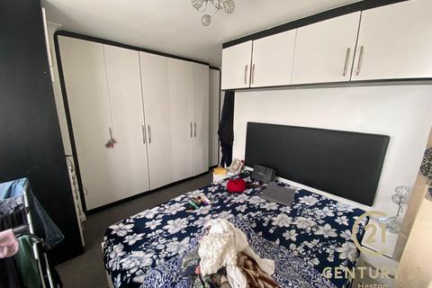 2 bedroom flat to rent, Norwood Road, SOUTHALL UB2