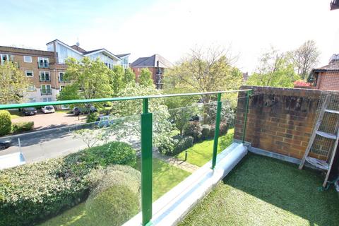 2 bedroom flat for sale, 35 Winn Road, Southampton