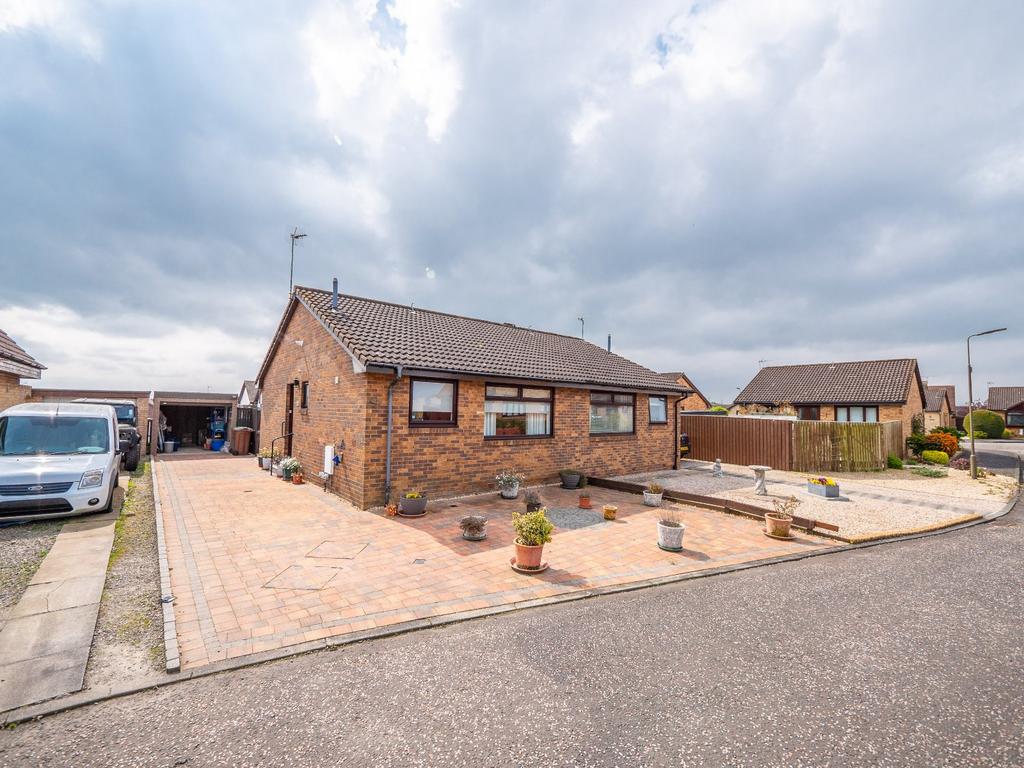 13 Winton Close, Tranent, East... 2 bed bungalow for sale £220,000
