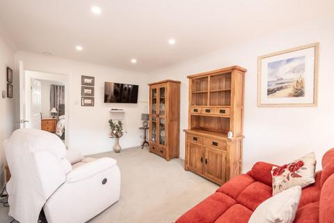 2 bedroom bungalow for sale, 13 Winton Close, Tranent, East Lothian, EH33