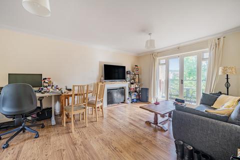 2 bedroom apartment for sale, Queens Acre, Queens Road, High Wycombe