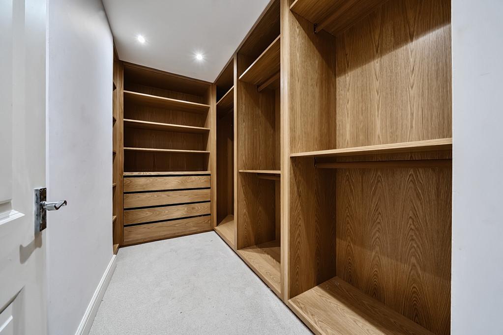 Walk In Wardrobe