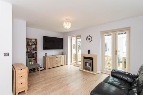 3 bedroom townhouse for sale, Lambrell Avenue, Sheffield S26