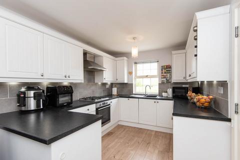 3 bedroom townhouse for sale, Lambrell Avenue, Sheffield S26