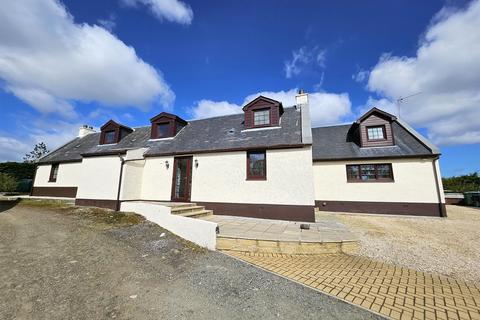 6 bedroom detached house for sale, Kyleakin Cottage, Halket Road, Lugton, Kilmarnock, KA3 4EE