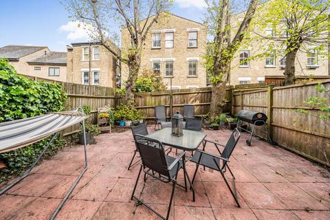 2 bedroom flat for sale, Middle Lane, Crouch End