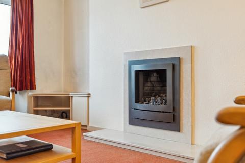 41 Lomondside Avenue, Clarkston, Glasgow, G76 7UQ