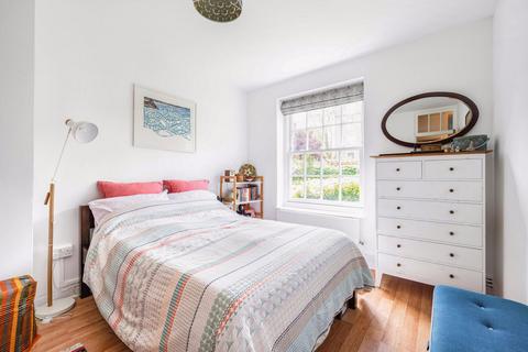 1 bedroom flat for sale, Kennington Park Road, Kennington