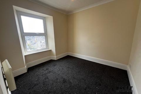 2 bedroom flat to rent, Flat 4 Hilton Flats, Warren Street, Tenby, Pembrokeshire. SA70 7JY