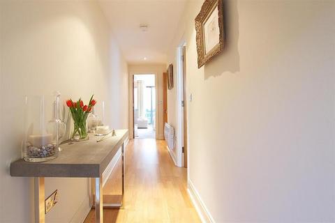 1 bedroom flat to rent, Zachary Court, Montaigne Close, Westminster, London, SW1P.